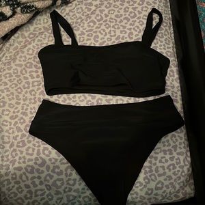 Black bikini